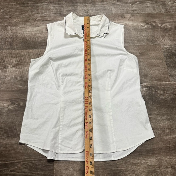 Izod White Button Front Sleeveless Top Size 14 - Picture 4 of 6